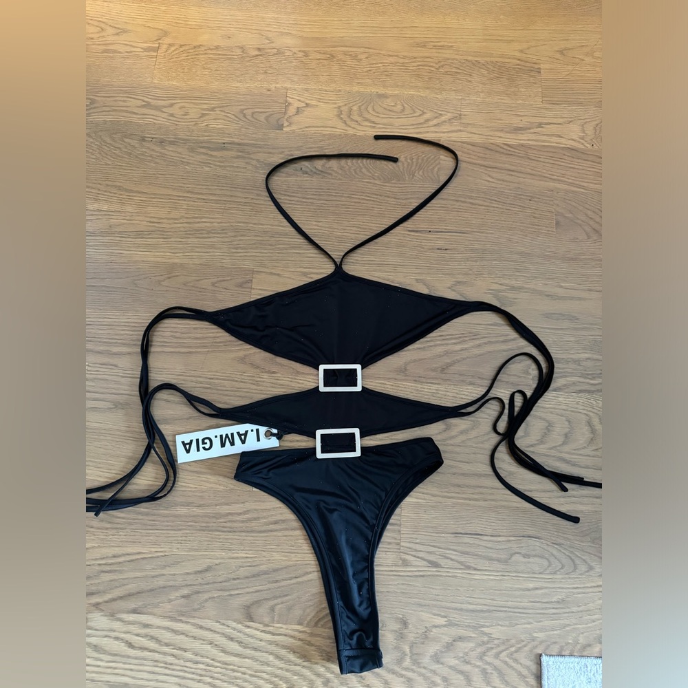 Black I Am Gia cutout bathing suit with buckles NWT